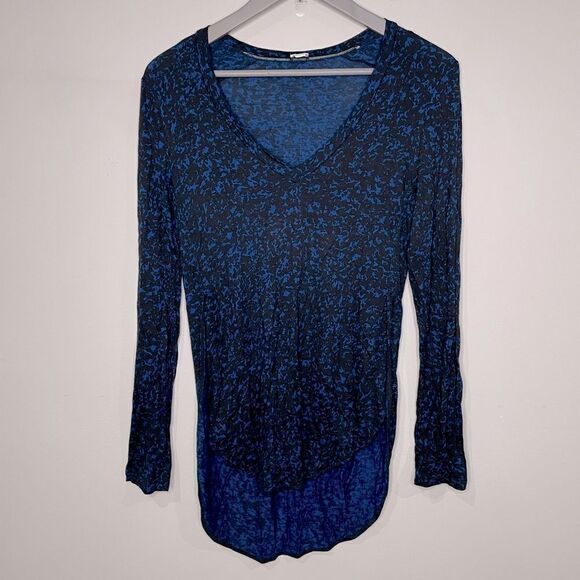 Aritzia Wilfred Blue & Black High Low Side Slit Long Sleeve Top - Picture 1 of 4